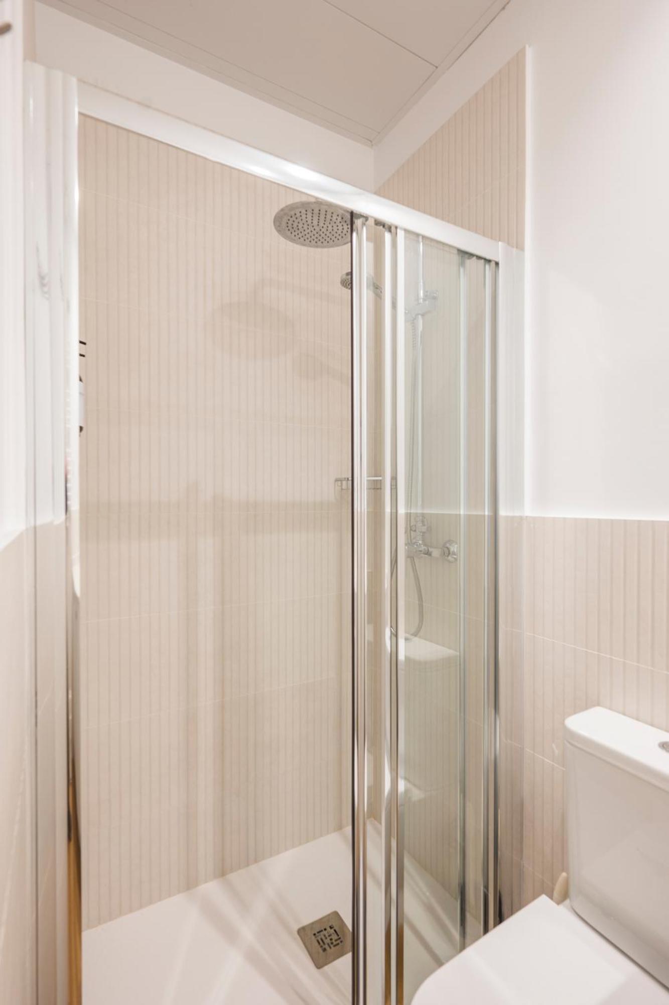 Apartamento Coqueto 2H Y 1B Delicias Y Madrid Rio Exterior foto